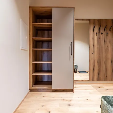 Hoeflehner Premium Gumpen アパート *